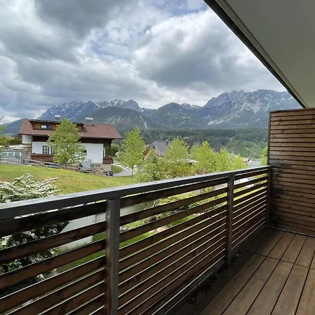 Alpine Living - Schladming * 하우스 임 엔슈탈